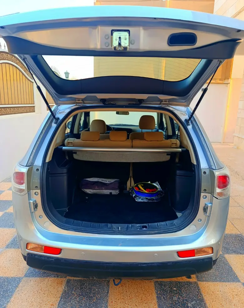 Mitsubishi Outlander 2014