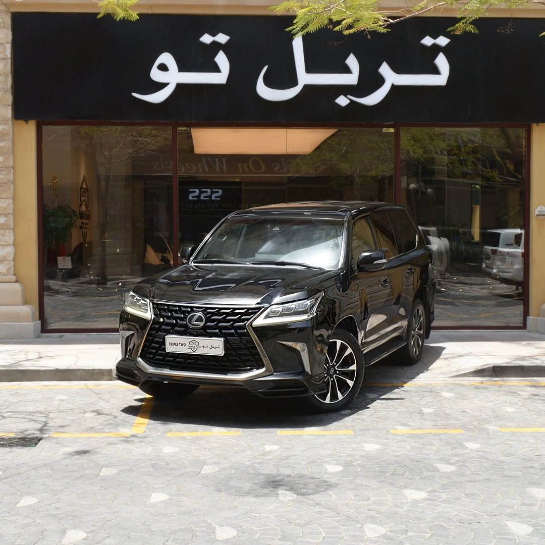 Lexus LX 570 2016 — photo 3 for sale in Qatar