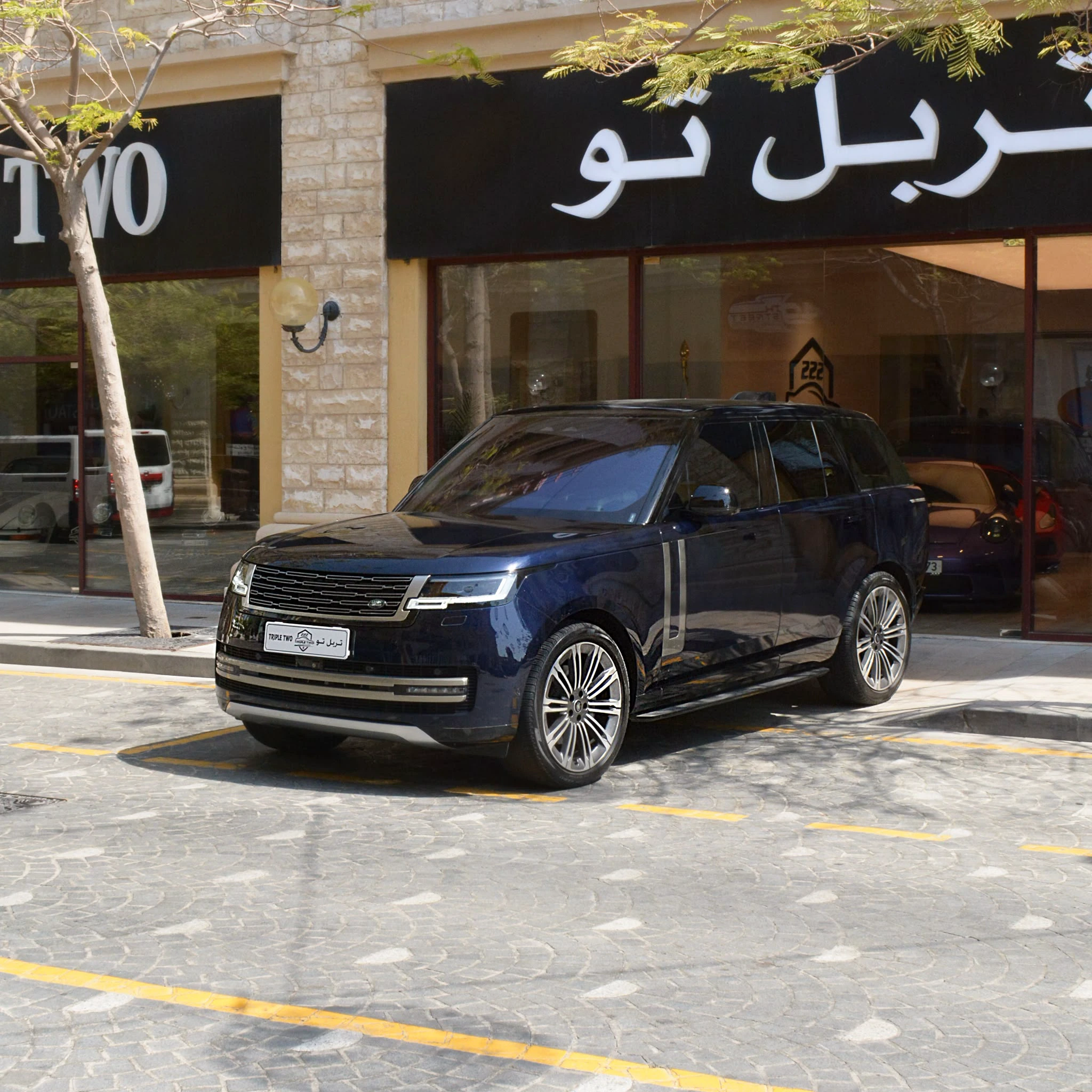 Range Rover HSE 2023 — photo 3 for sale in Qatar
