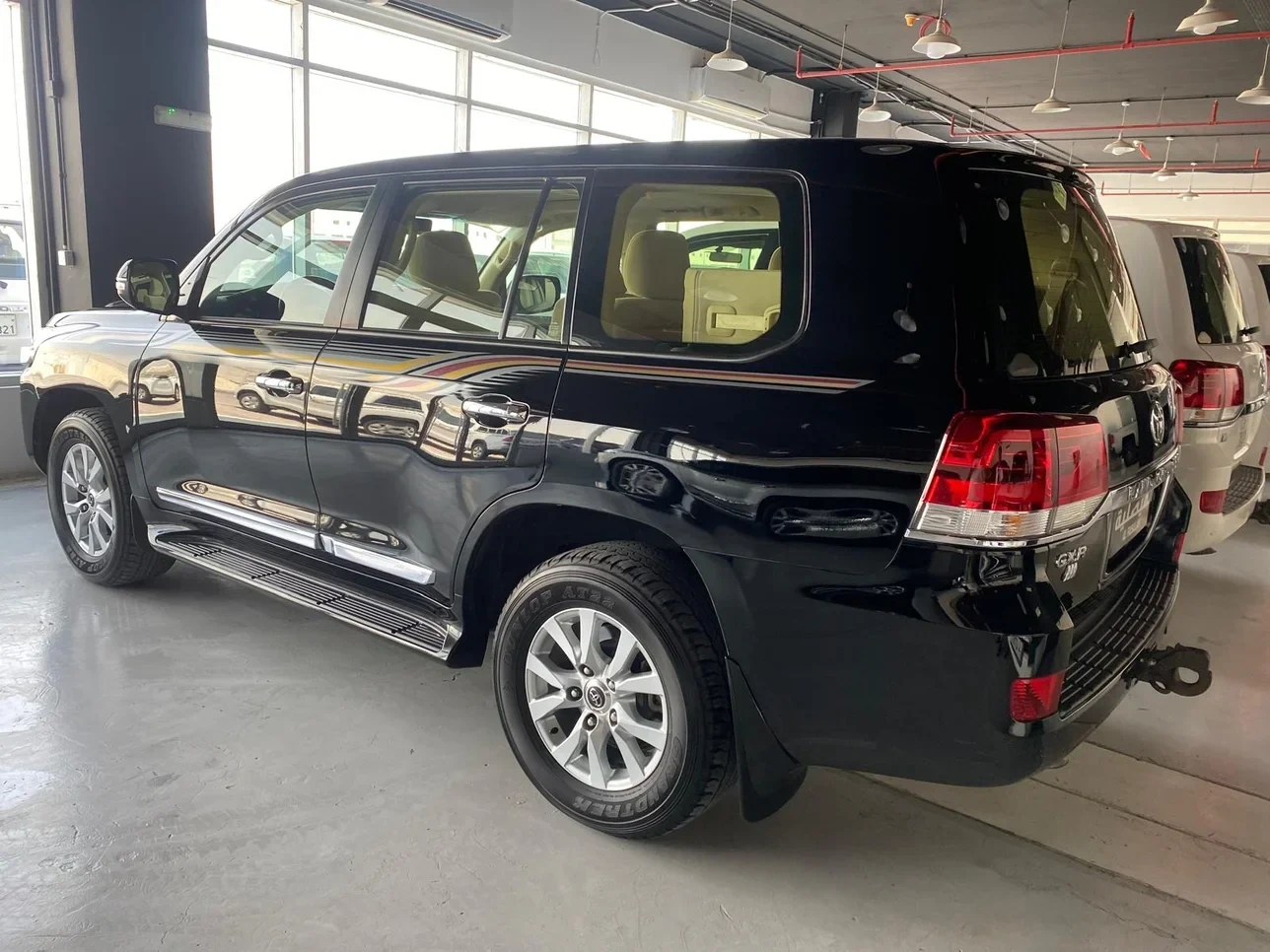 Toyota Land Cruiser GXR 2017 — photo 4 for sale in Qatar