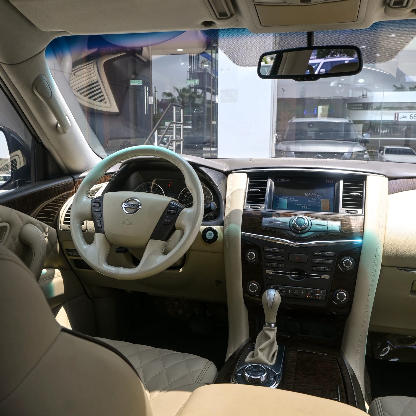 Nissan Patrol 2011 — photo 8 for sale in Qatar