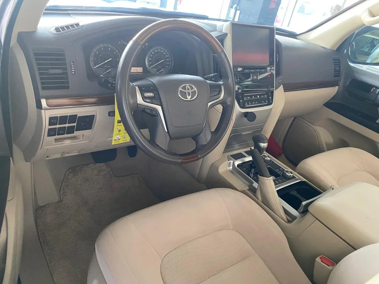 Toyota Land Cruiser GXR 2018 — photo 3 for sale in Qatar