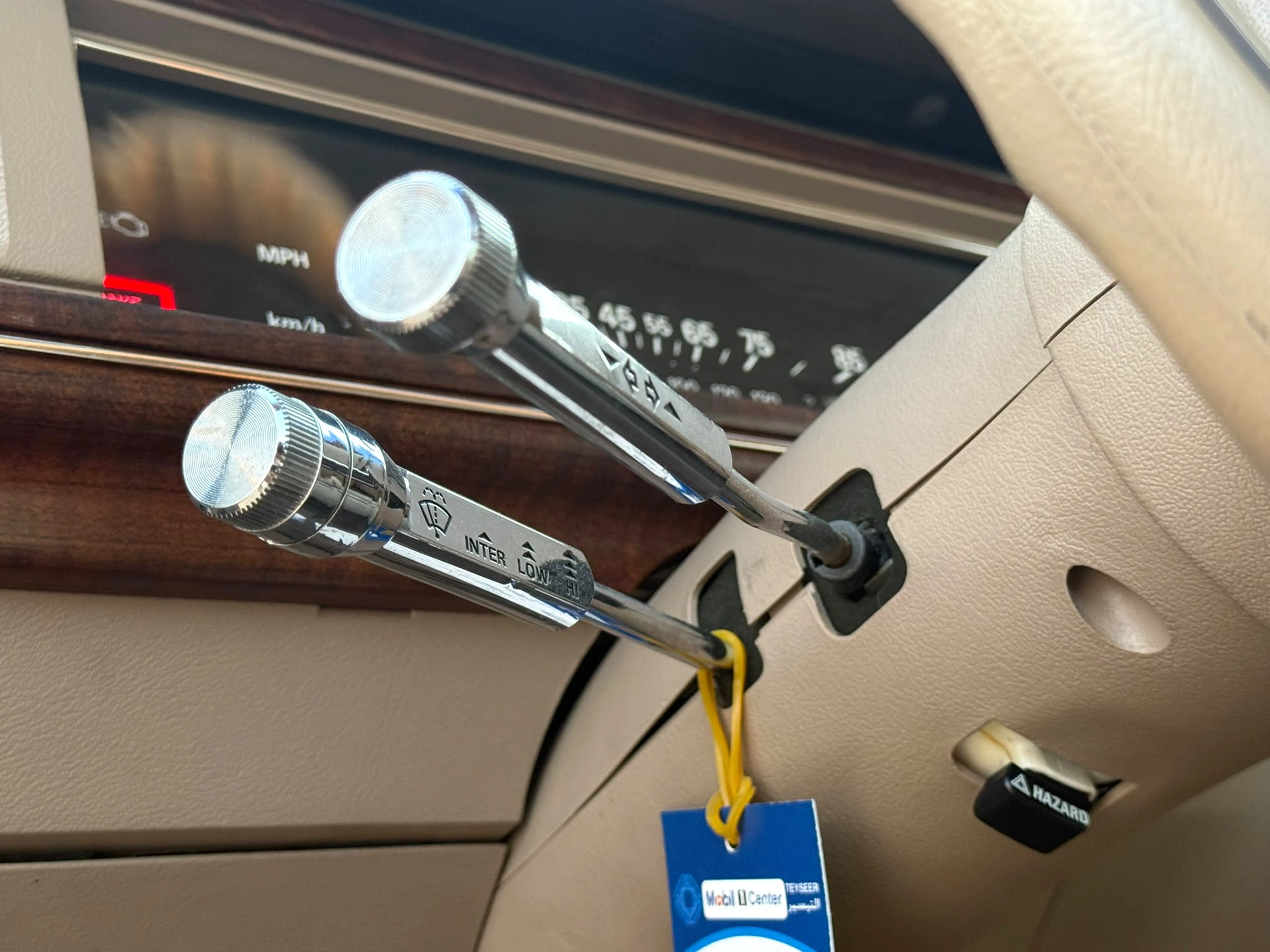 Ford Crown Victoria 1988 — photo 19 for sale in Qatar