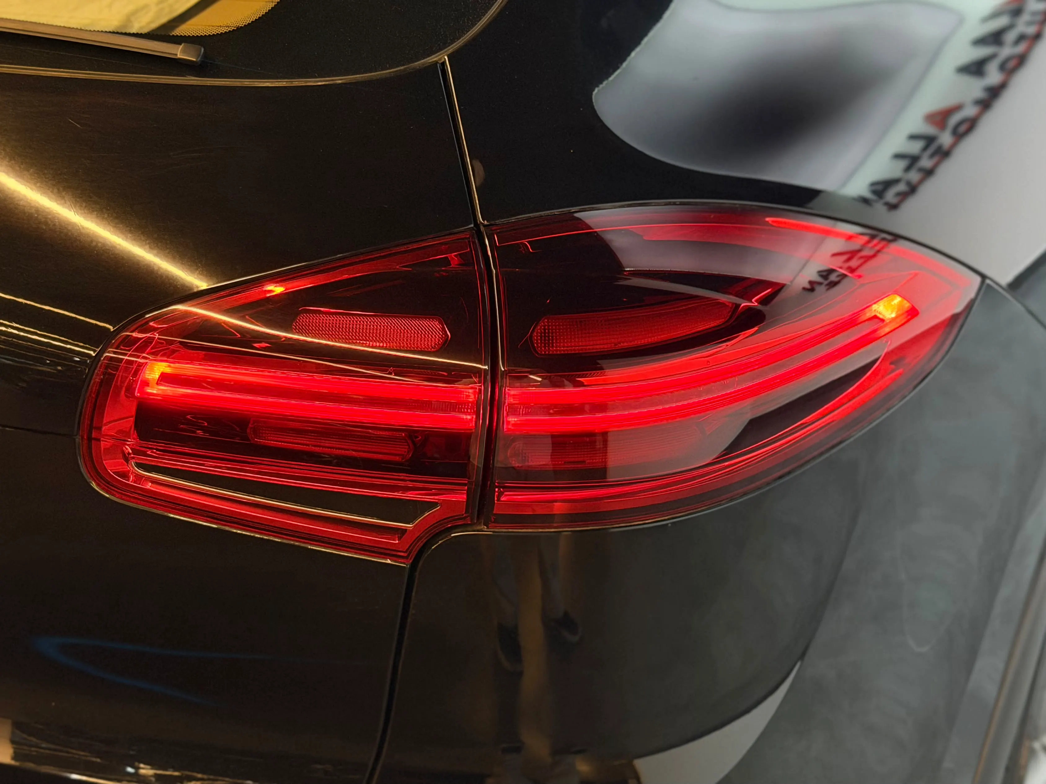 Porsche Cayenne S 2015 — photo 20 for sale in Qatar
