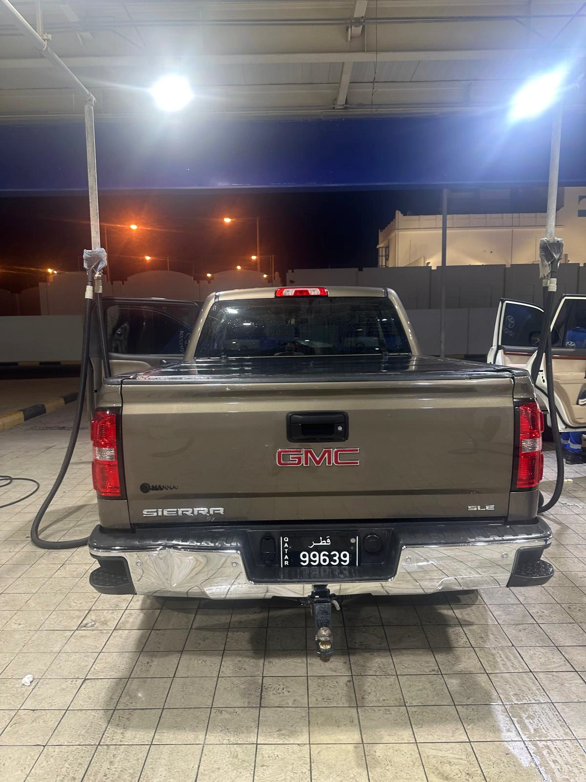 GMC Sierra Automatic  2014