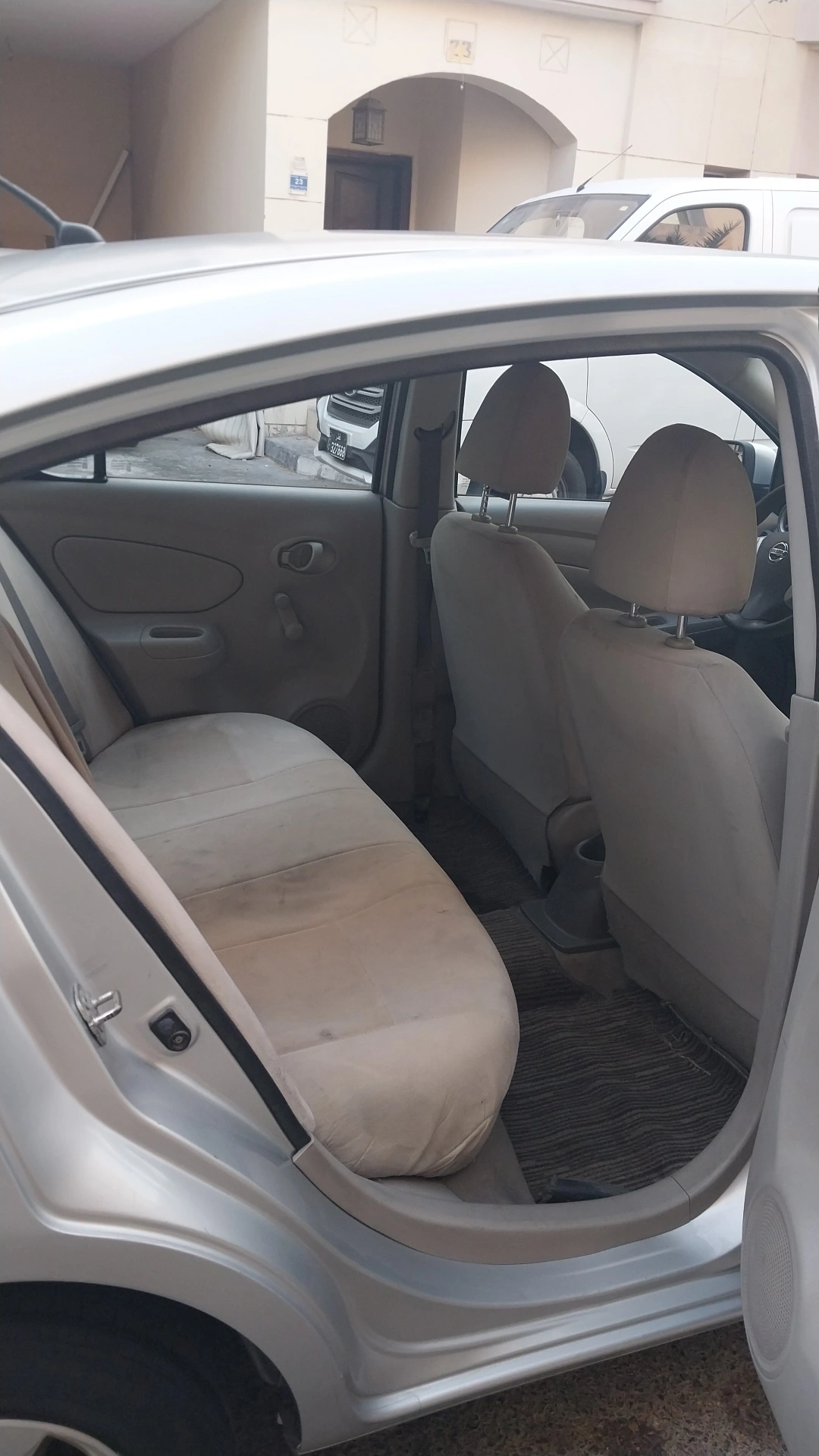 Nissan Sunny 2016