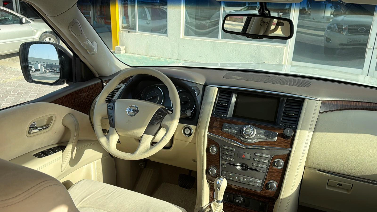 Nissan Patrol 2015 — photo 8 for sale in Qatar