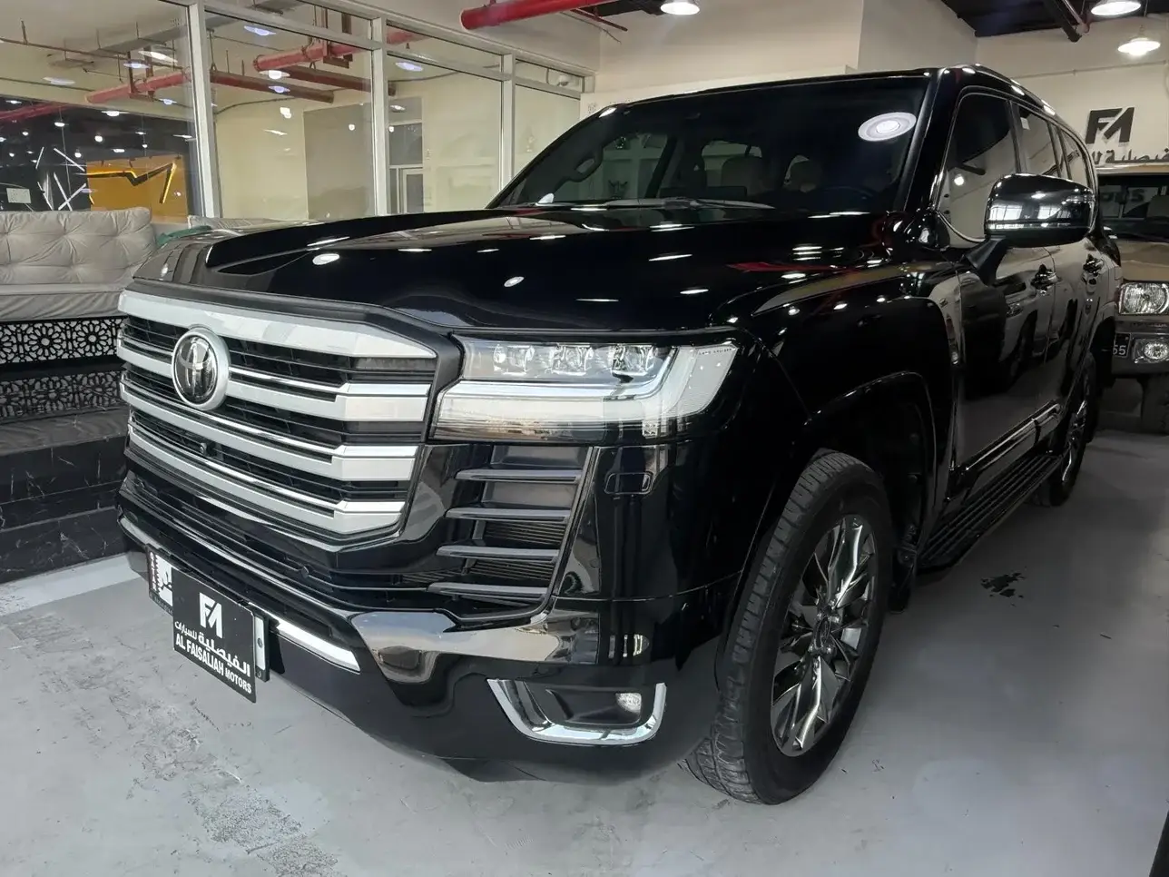 Toyota Land Cruiser VXR 2024