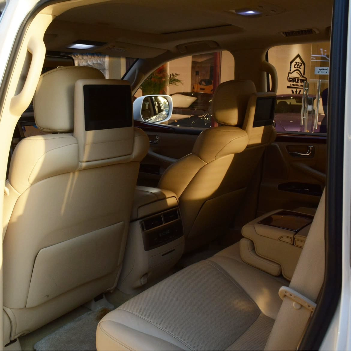 Lexus LX 570 2013 — photo 8 for sale in Qatar