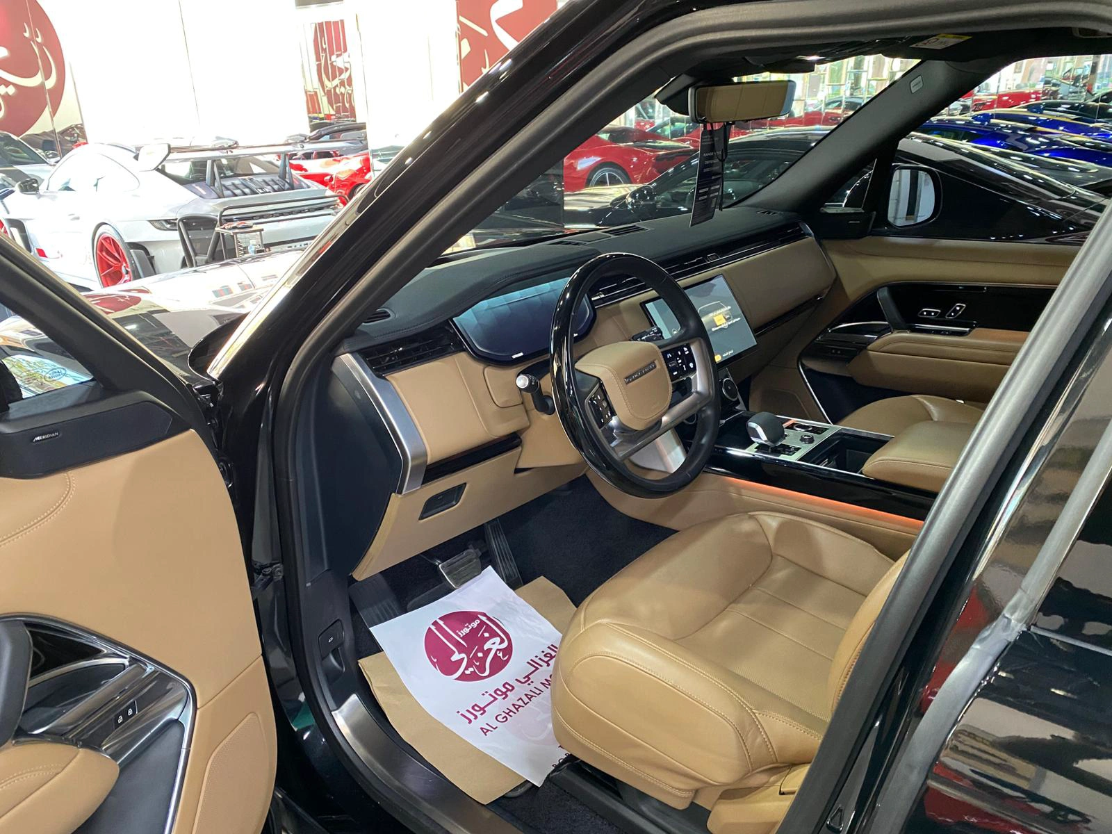 Range Rover HSE 2023 — photo 5 for sale in Qatar