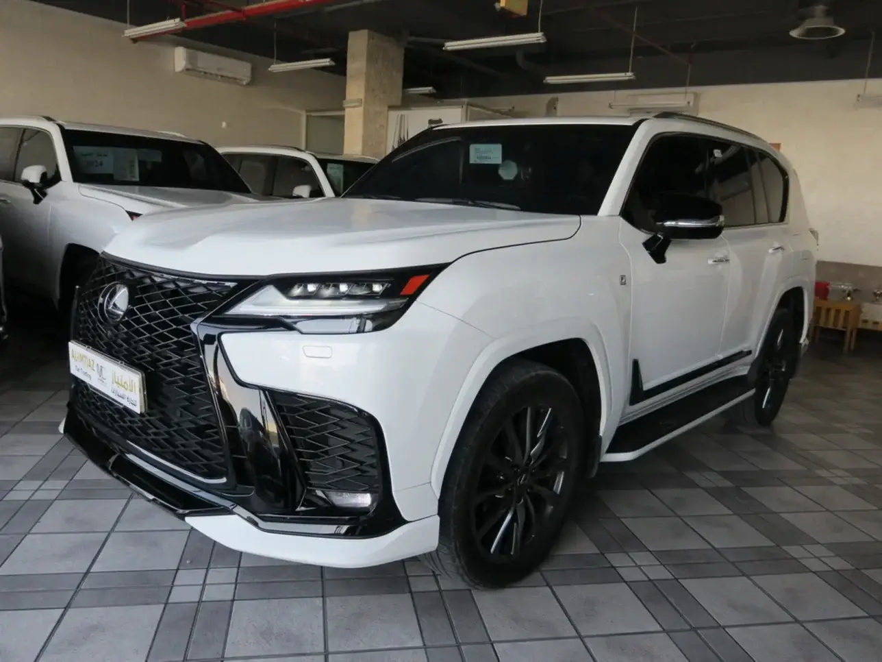 Lexus LX 2024