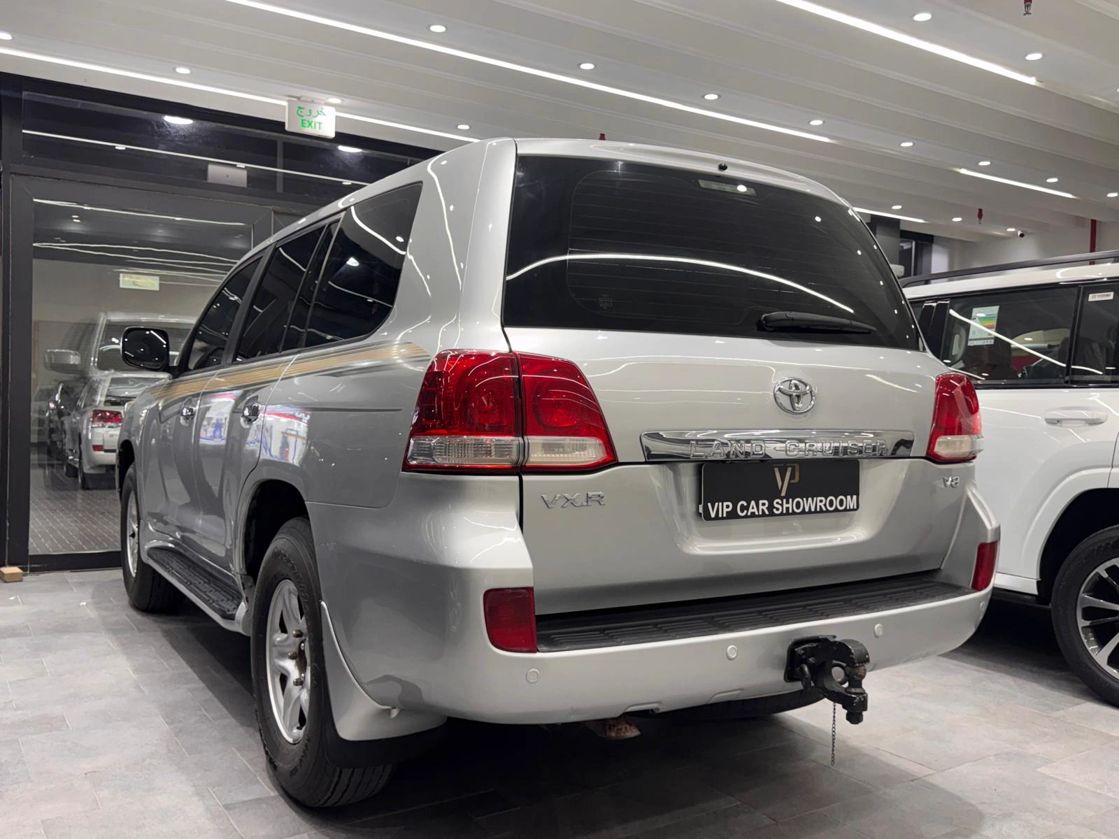 Toyota Land Cruiser VXR 2010 — photo 3 for sale in Qatar