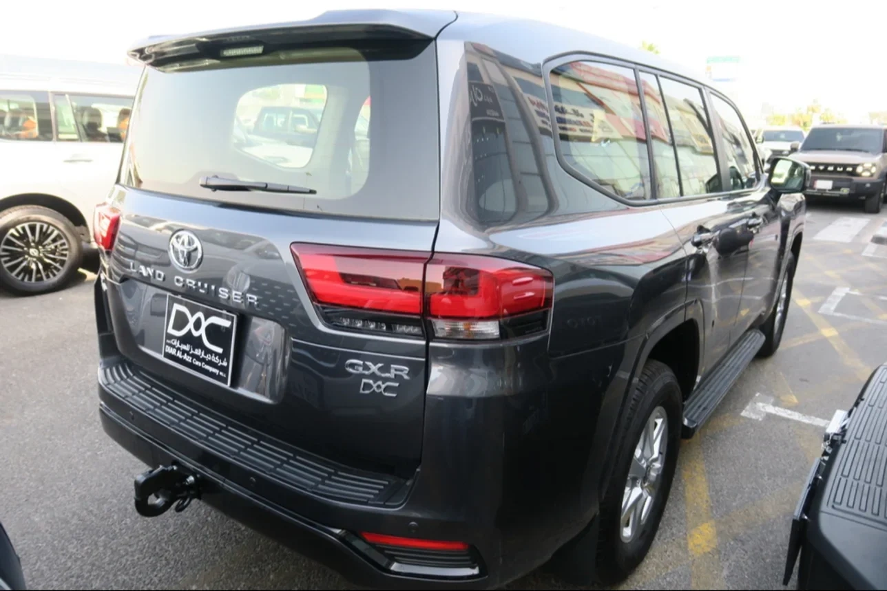 Toyota Land Cruiser GXR 2024