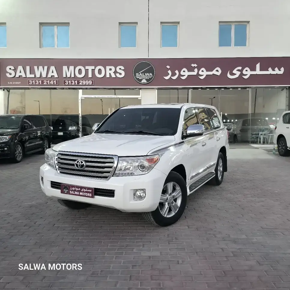 Toyota Land Cruiser GXR 2011