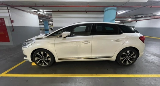 Citroen DS5 Hashbag  2015