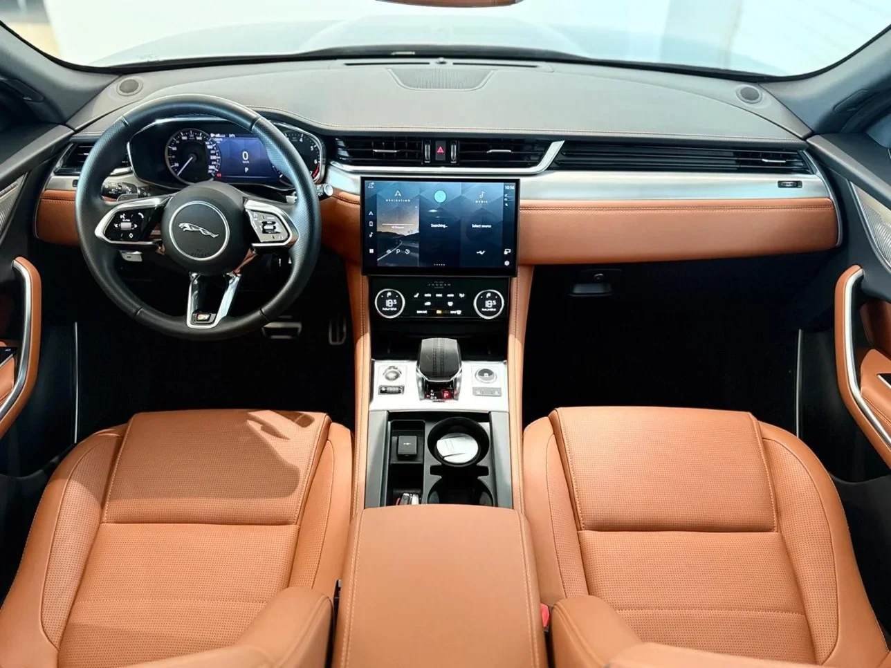Jaguar F-PACE 2024