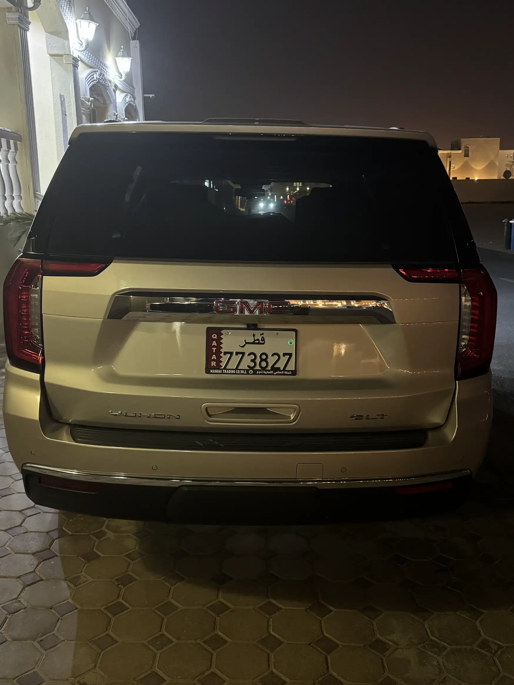 GMC Yukon SLE 2024