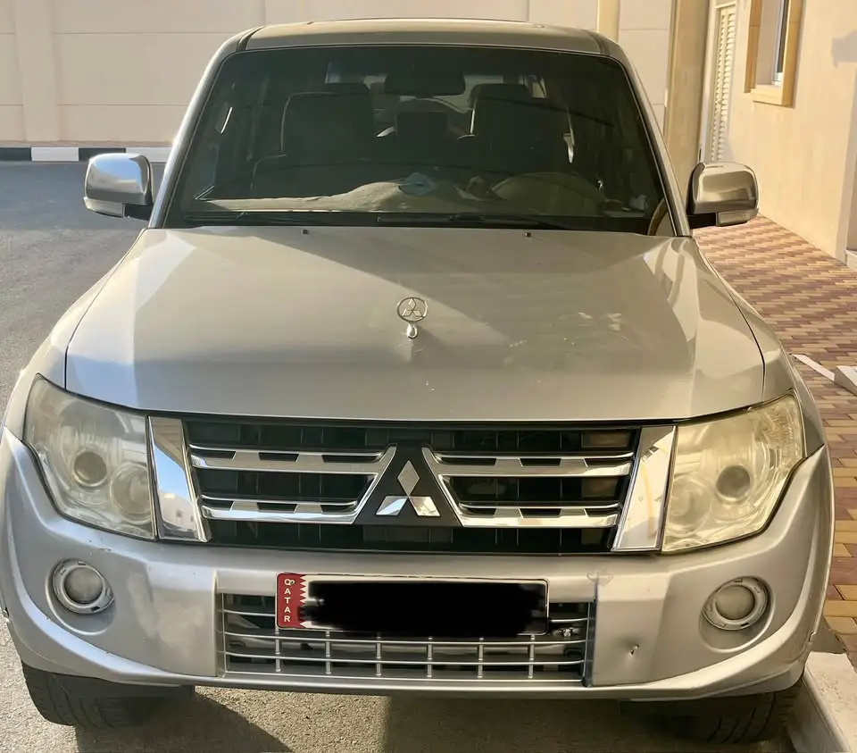 Mitsubishi Pajero GLS 2013