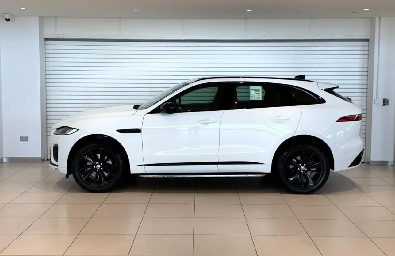 Jaguar F-PACE 2024
