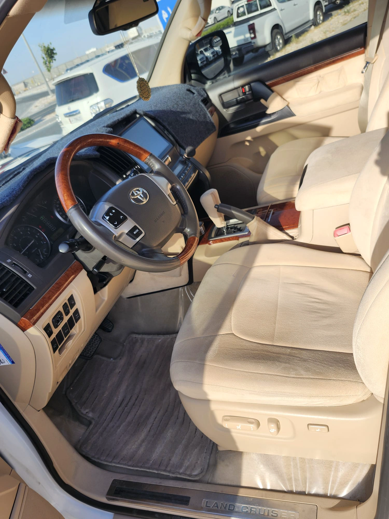 Toyota Land Cruiser 2014 — photo 7 for sale in Qatar