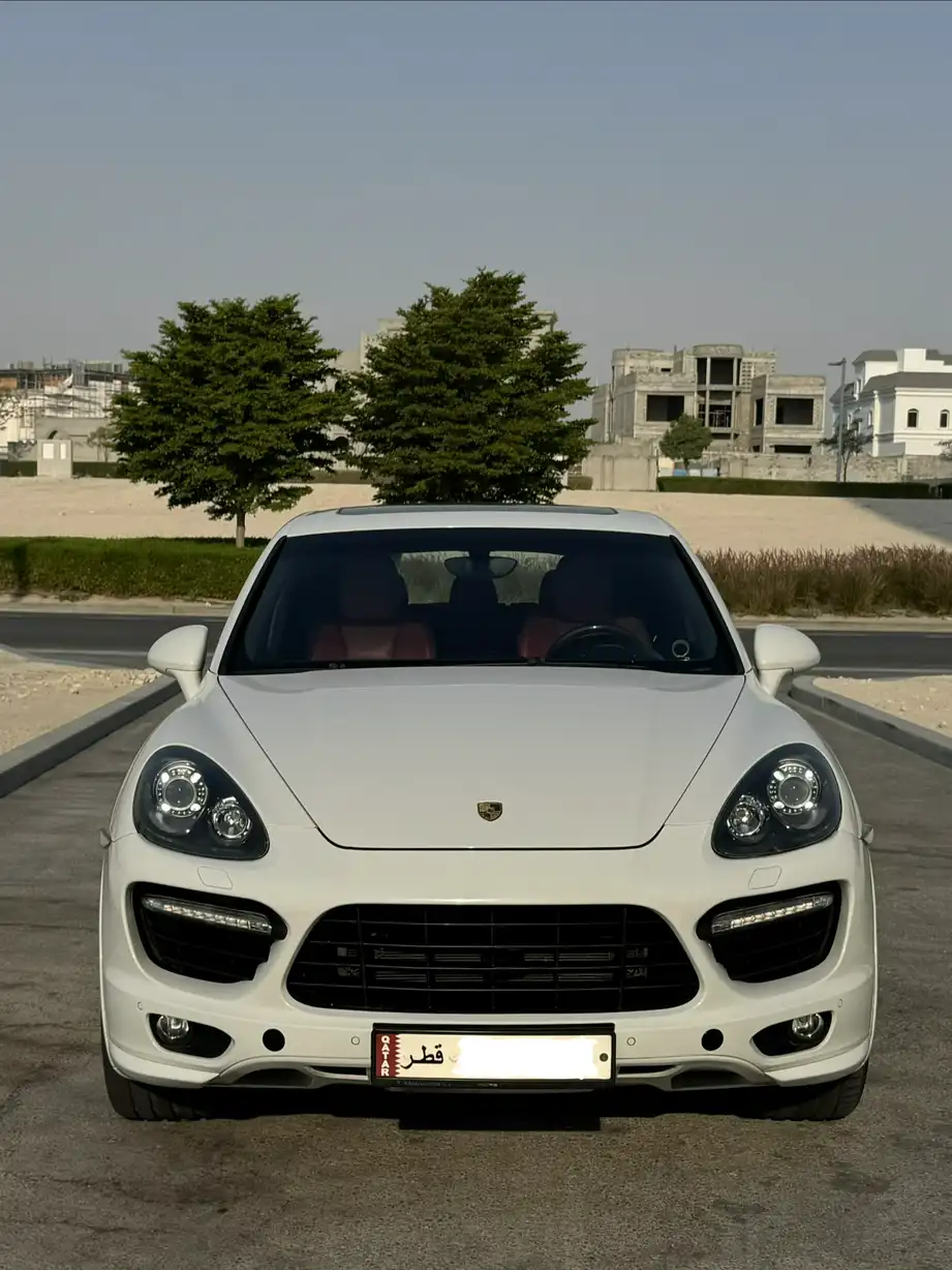 Porsche Cayenne GTS 2014