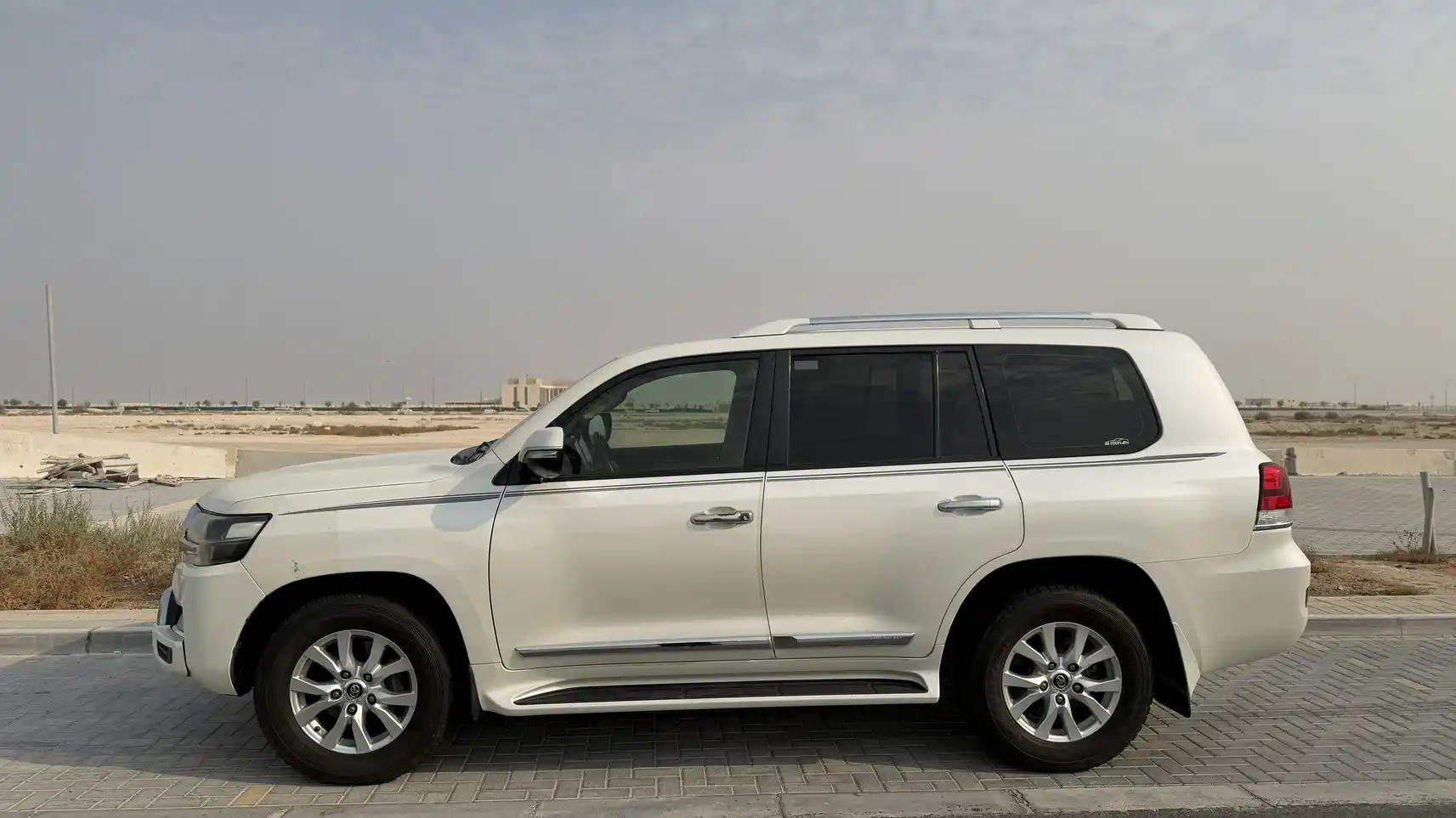 Toyota Land Cruiser GXR 2017