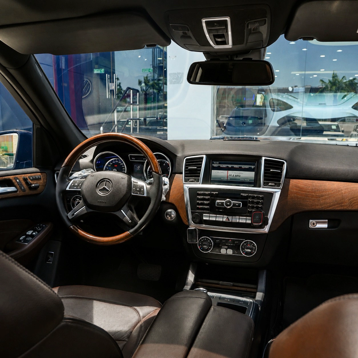 Mercedes ML 350 2014 — photo 10 for sale in Qatar