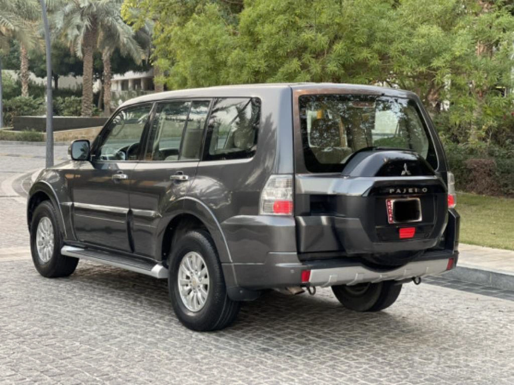 Mitsubishi Pajero 2015