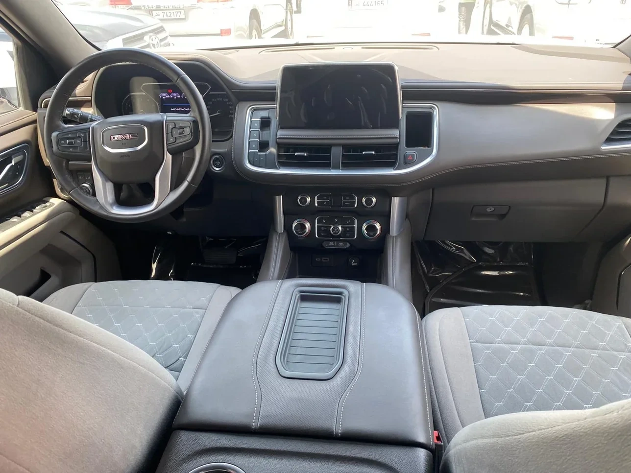 GMC Yukon SLE 2021