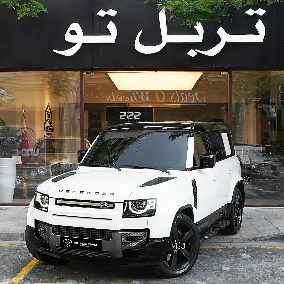 Landrover Defender 2025