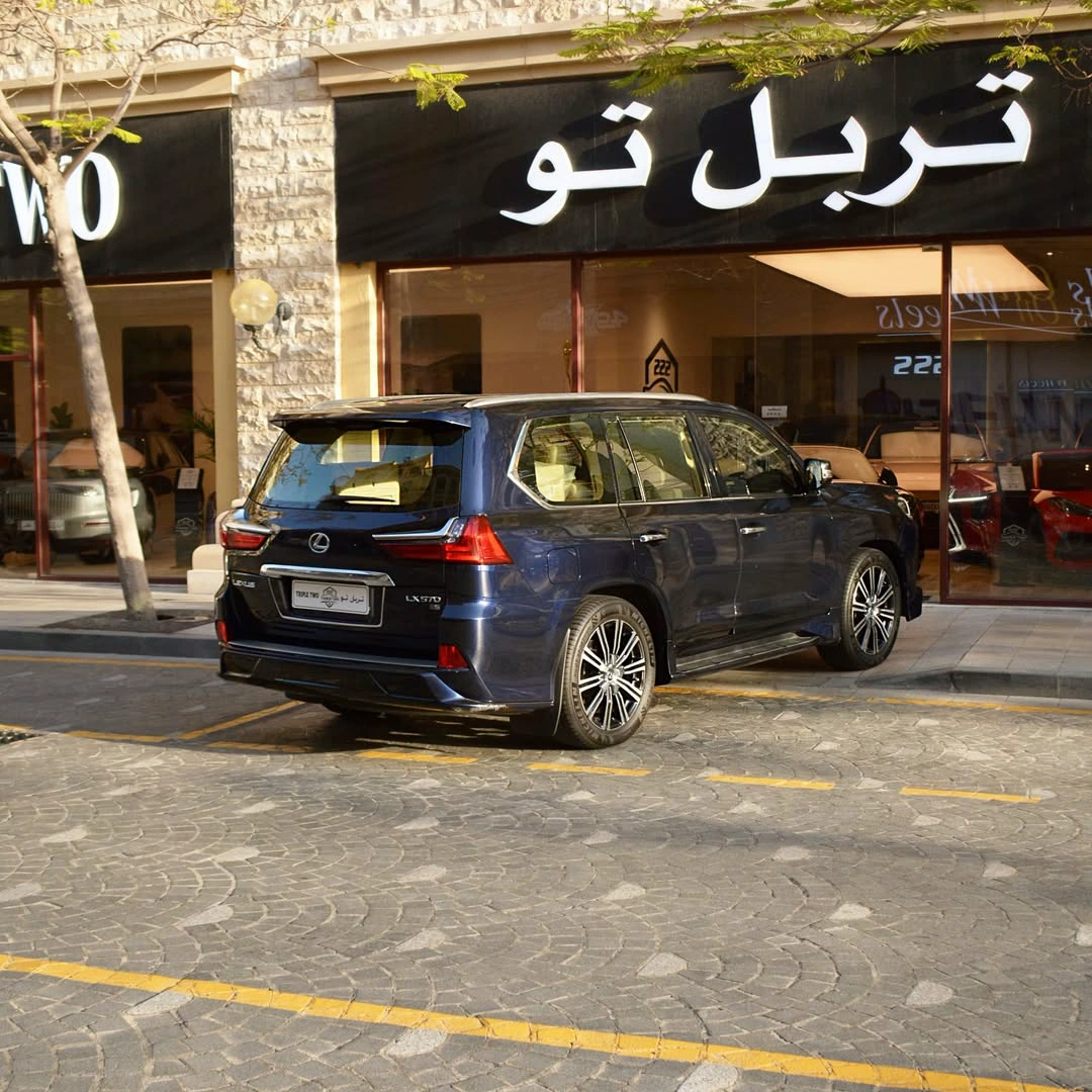 Lexus LX 570 2019 — photo 5 for sale in Qatar