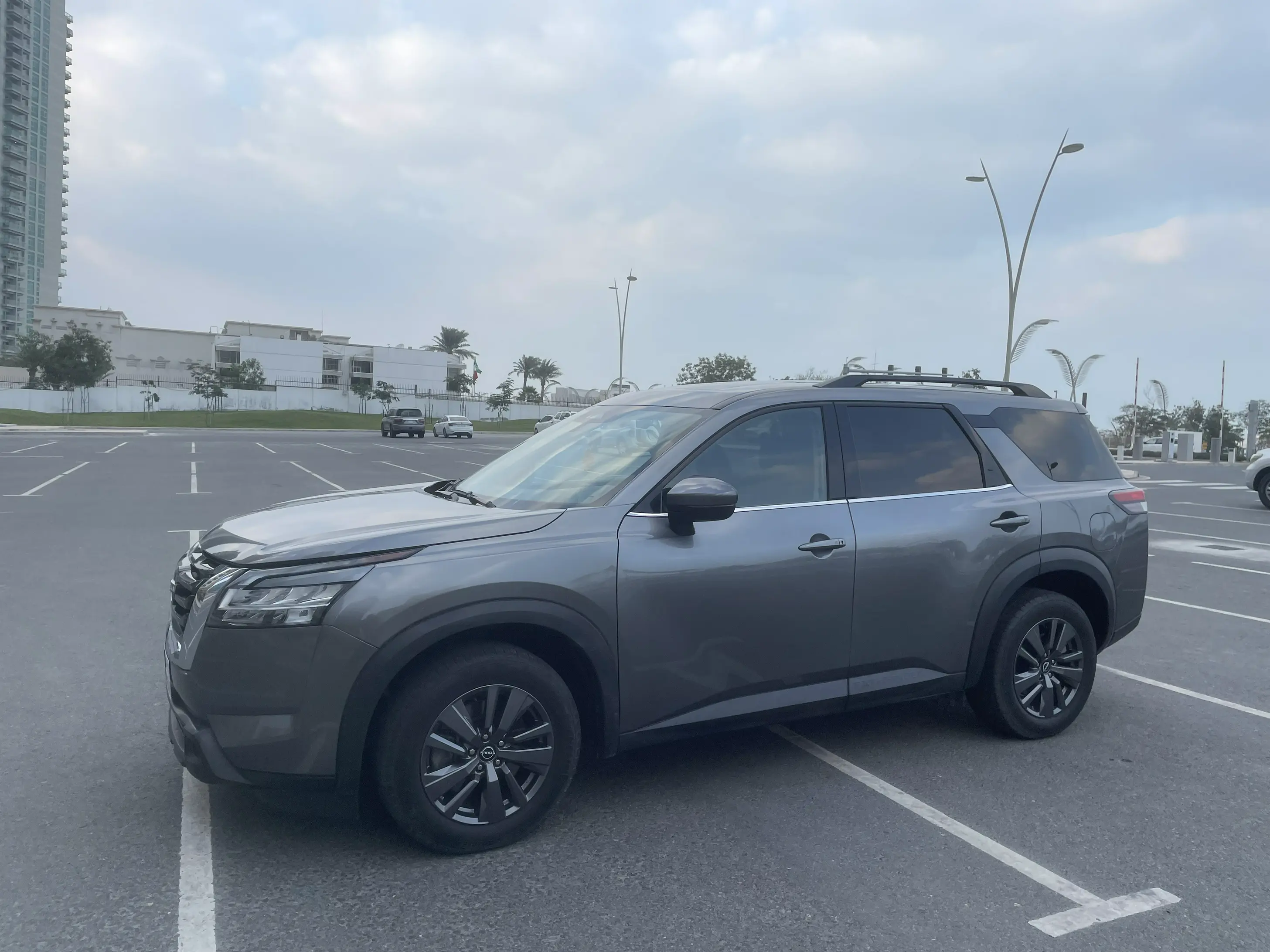 Nissan Pathfinder SC 2022