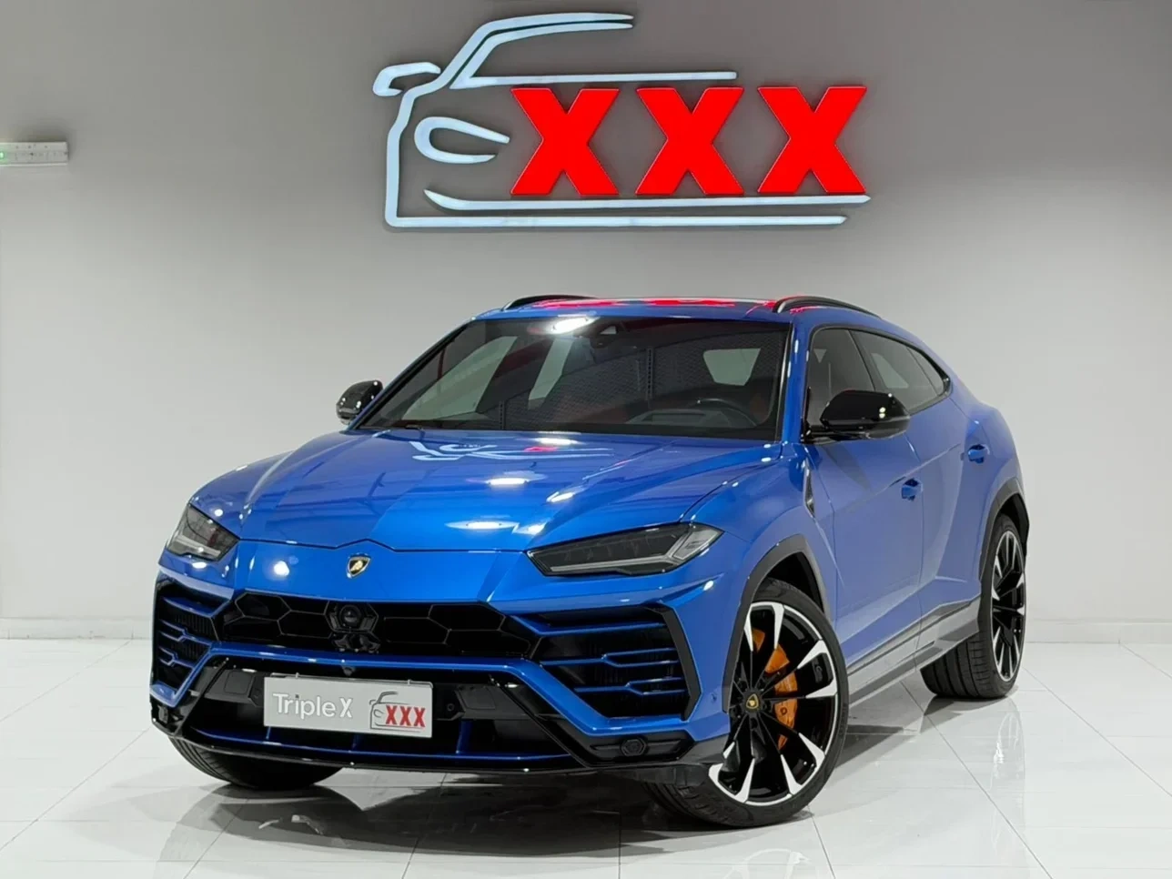 Lamborghini URUS 2019
