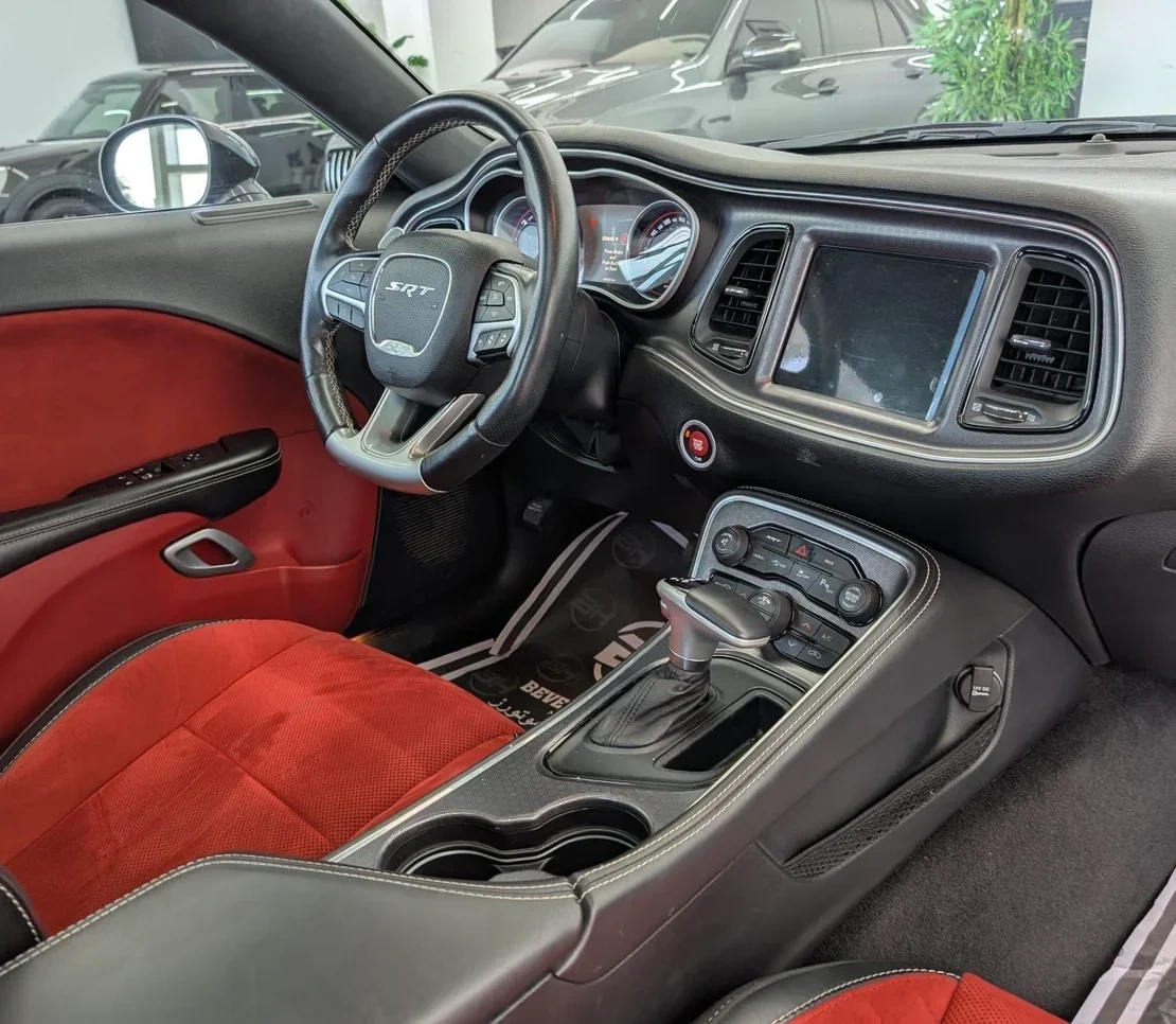 Dodge Challenger 2016 — photo 7 for sale in Qatar