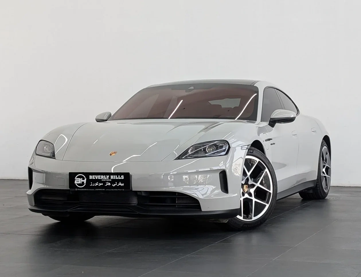 Porsche Taycan 2025