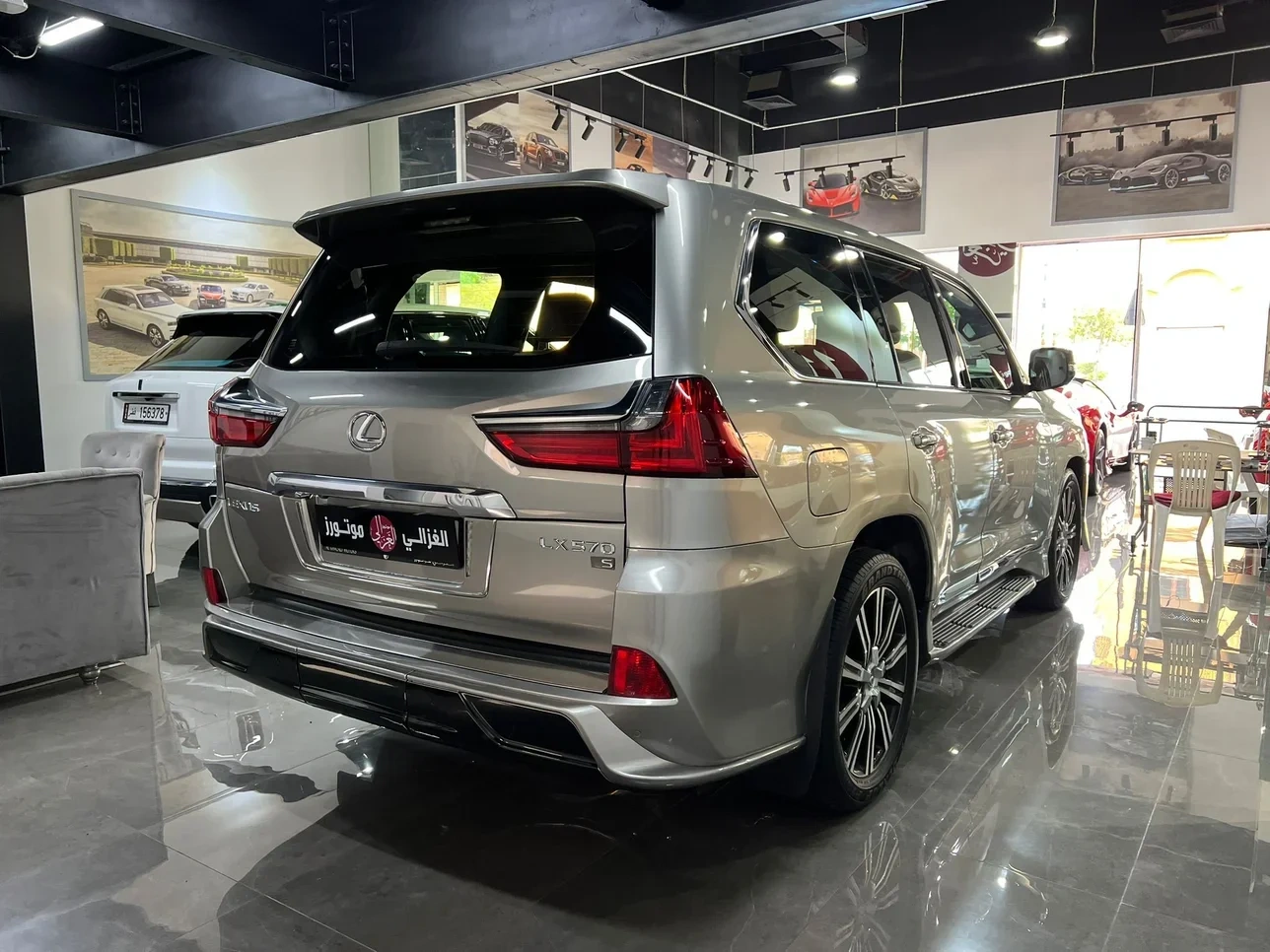 Lexus LX 570 2016 — photo 3 for sale in Qatar