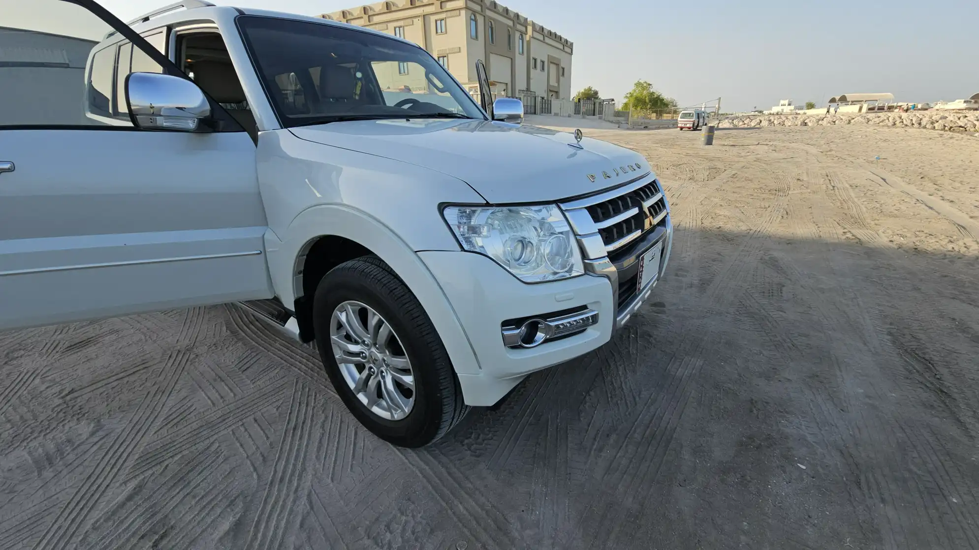 Mitsubishi Pajero V6 3.8 Gold edition 2016