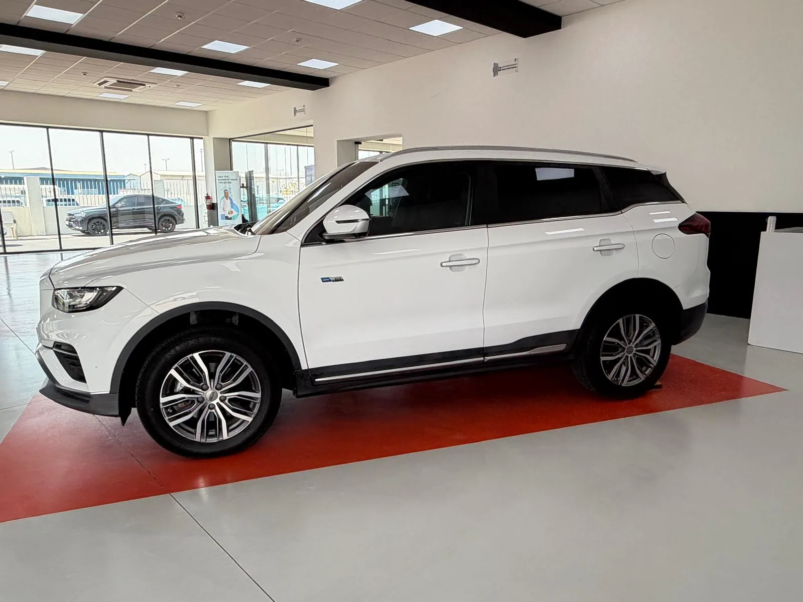 Geely AZKARRA 2022