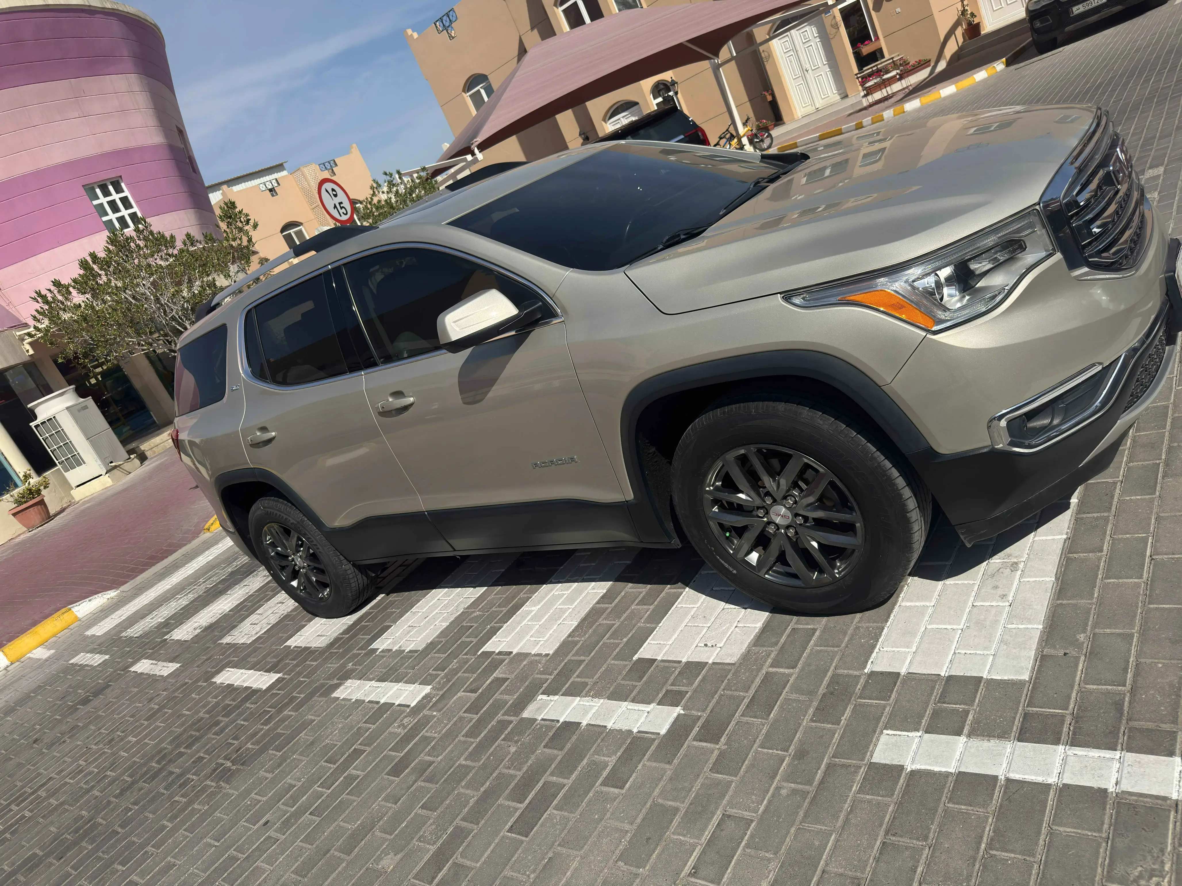 GMC Acadia ACADIA SLT 2017