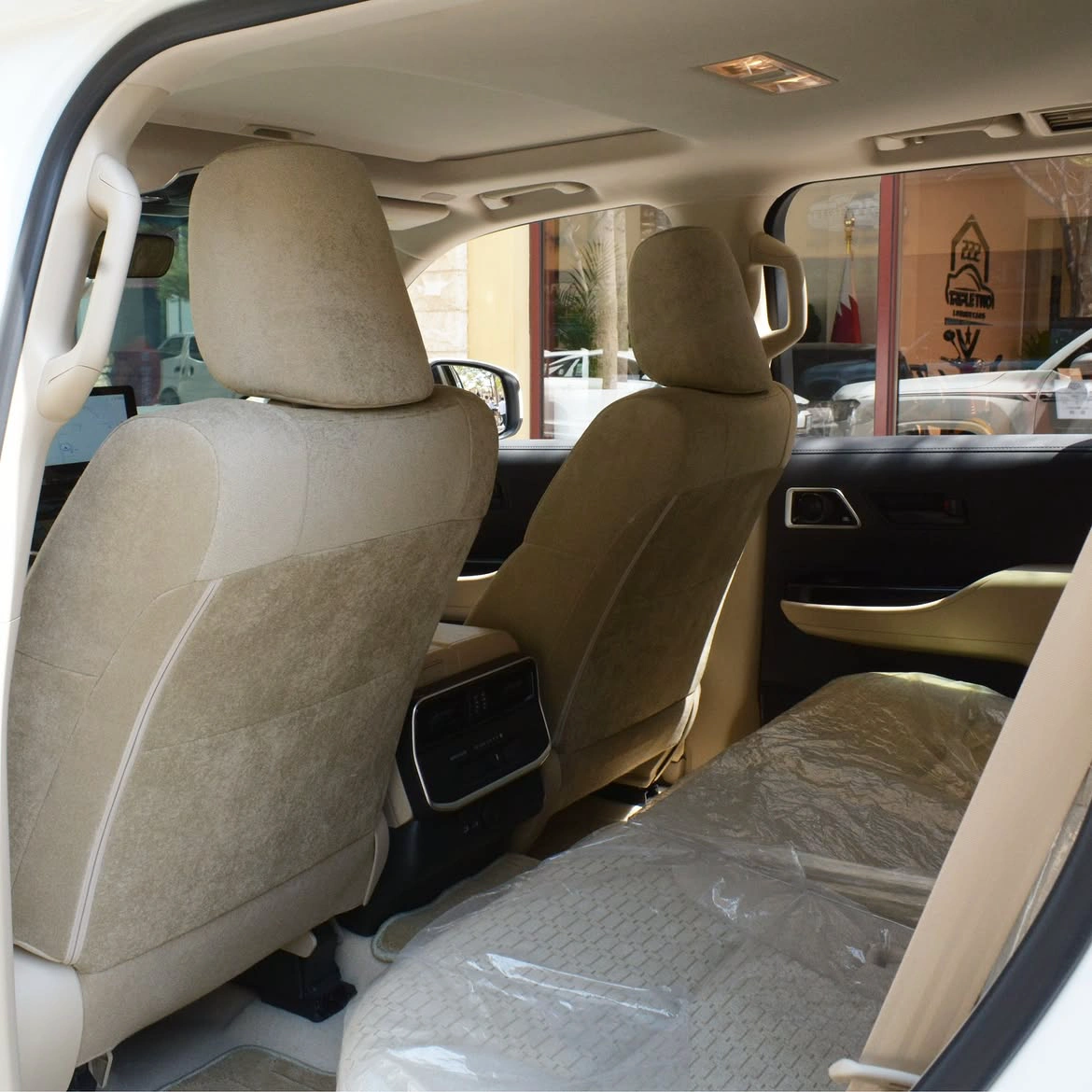 Toyota Land Cruiser GXR 2026 — photo 9 for sale in Qatar