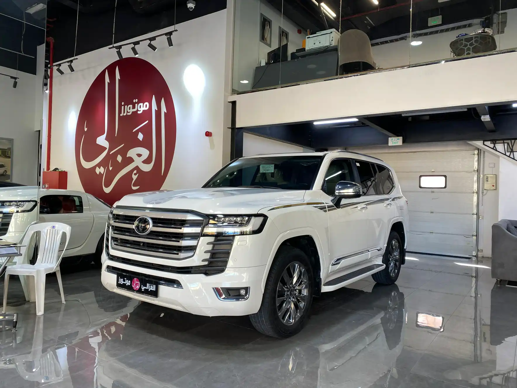 Toyota Land Cruiser VXR 2024