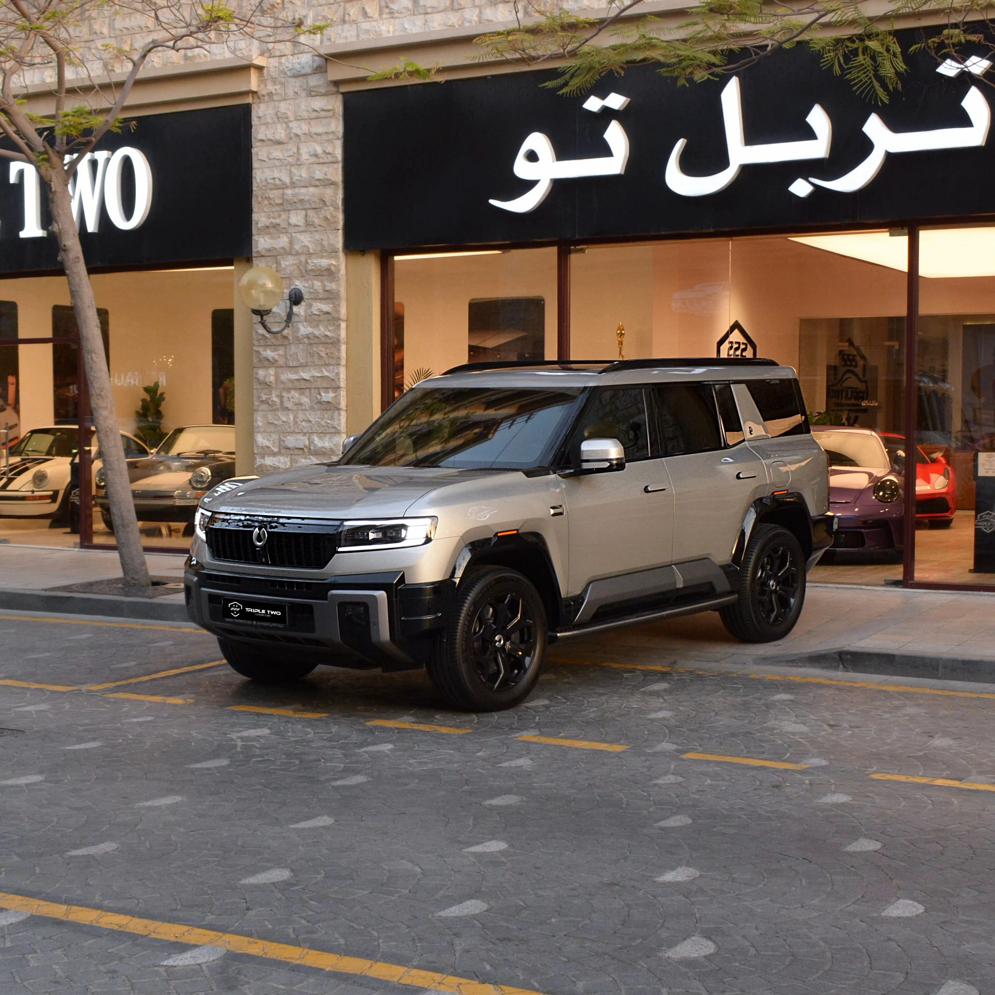 BYD DENZA B8 2027 — photo 3 for sale in Qatar