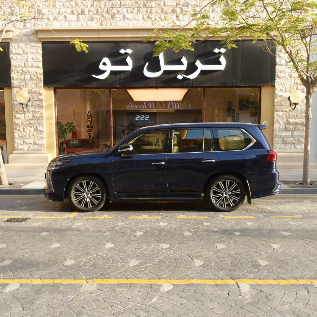 Lexus LX 570 2019 — photo 4 for sale in Qatar