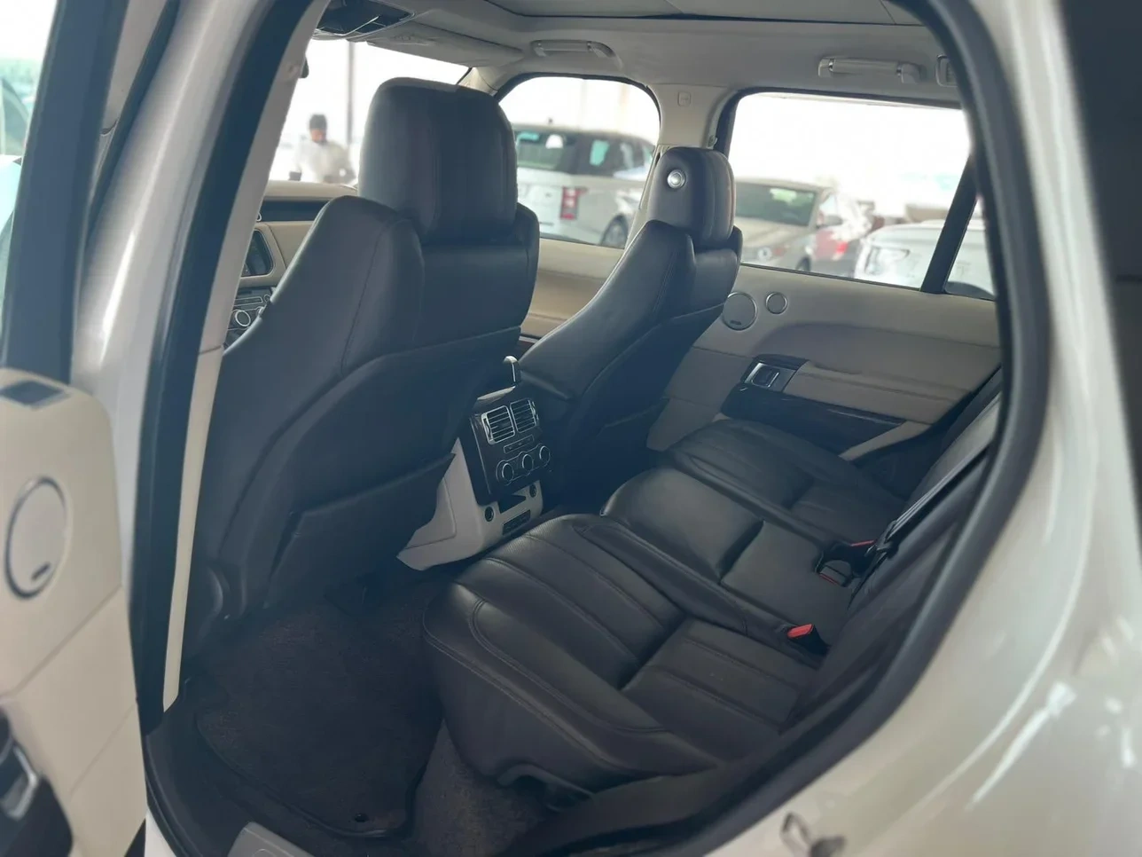 Landrover RANGE ROVER 2014 — photo 11 for sale in Qatar