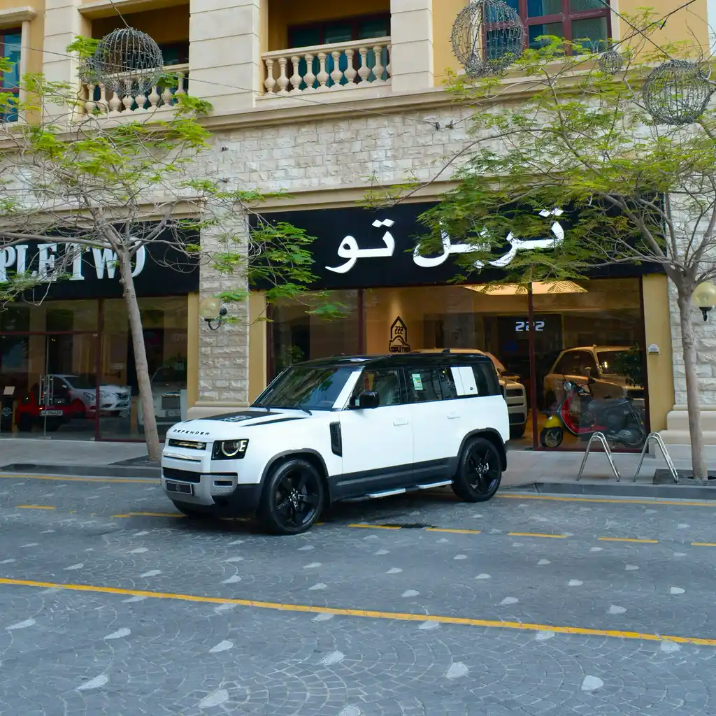 Landrover Defender 2023