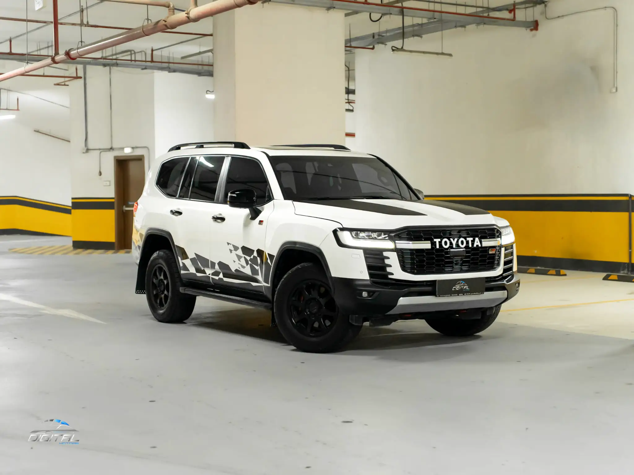 Toyota Land Cruiser GR 2024
