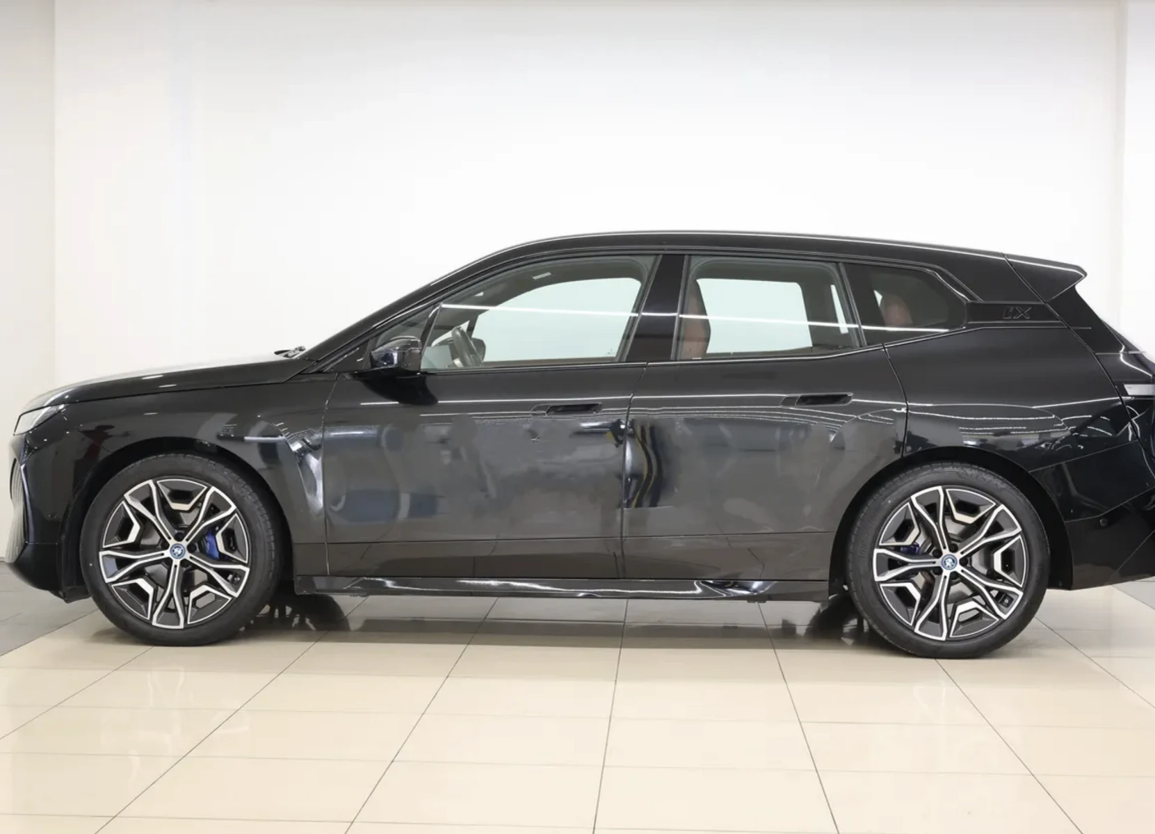 BMW iX 2024 — photo 2 for sale in Qatar