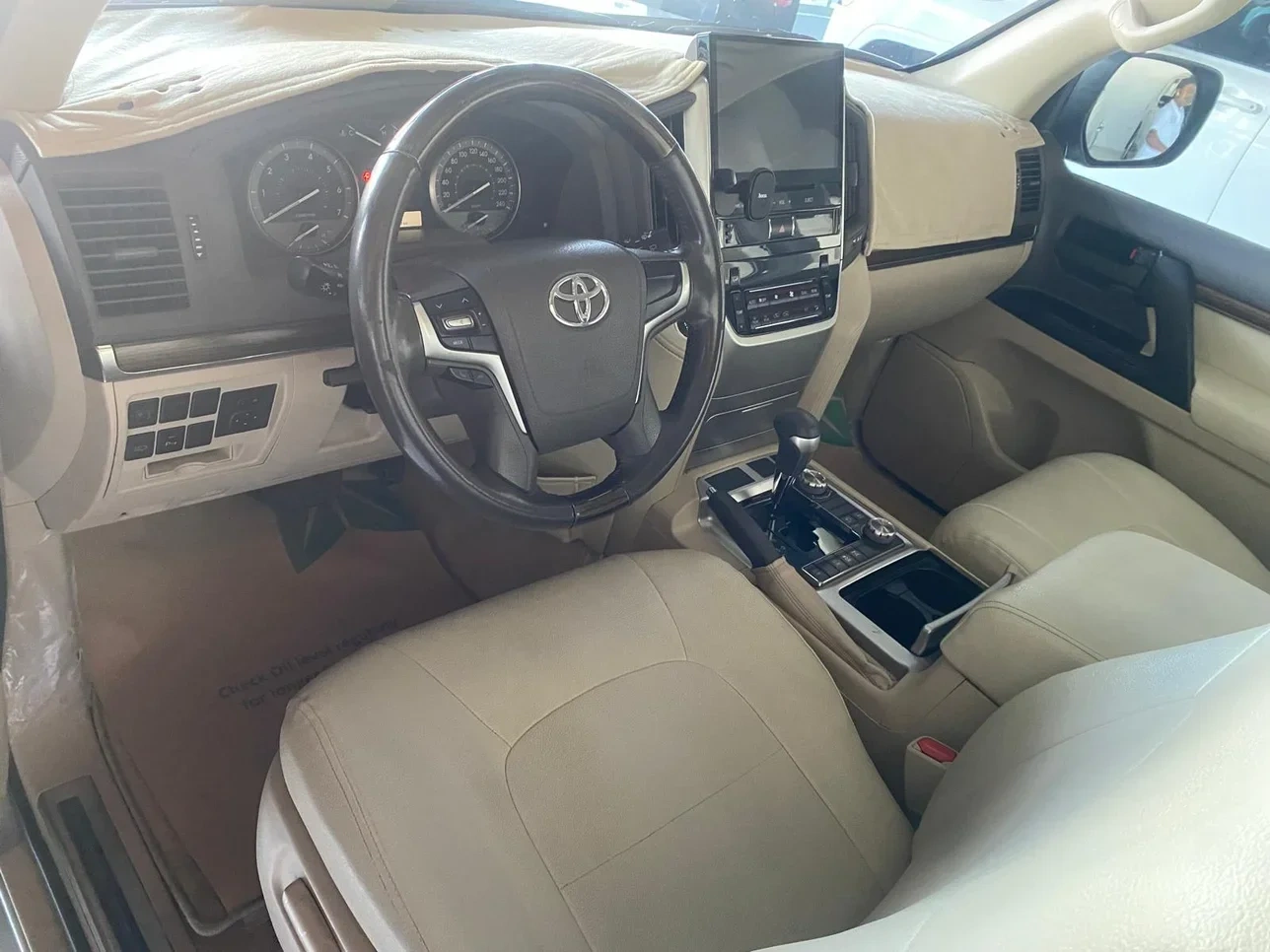 Toyota Land Cruiser GXR 2020 — photo 5 for sale in Qatar