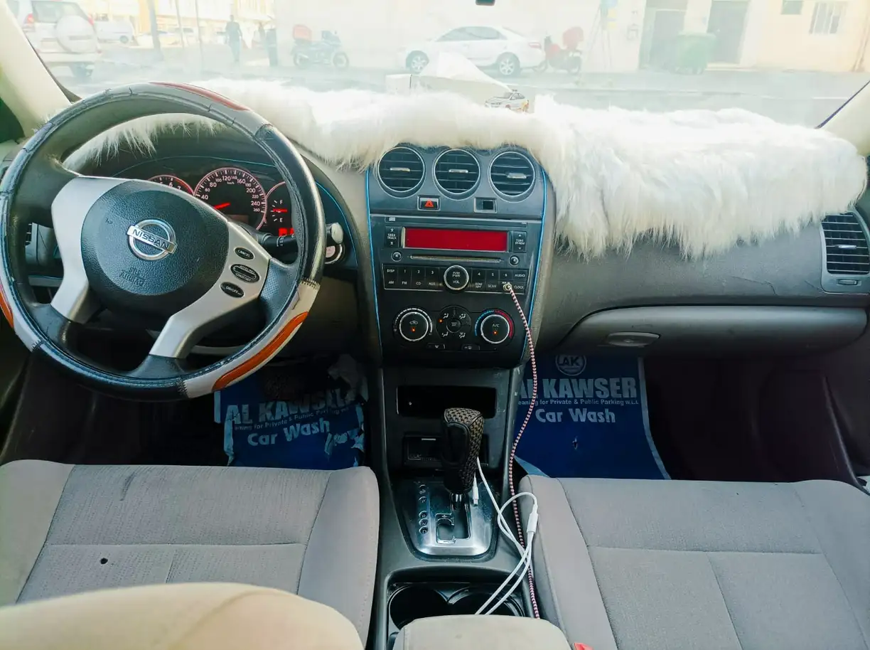 Nissan Altima 2012
