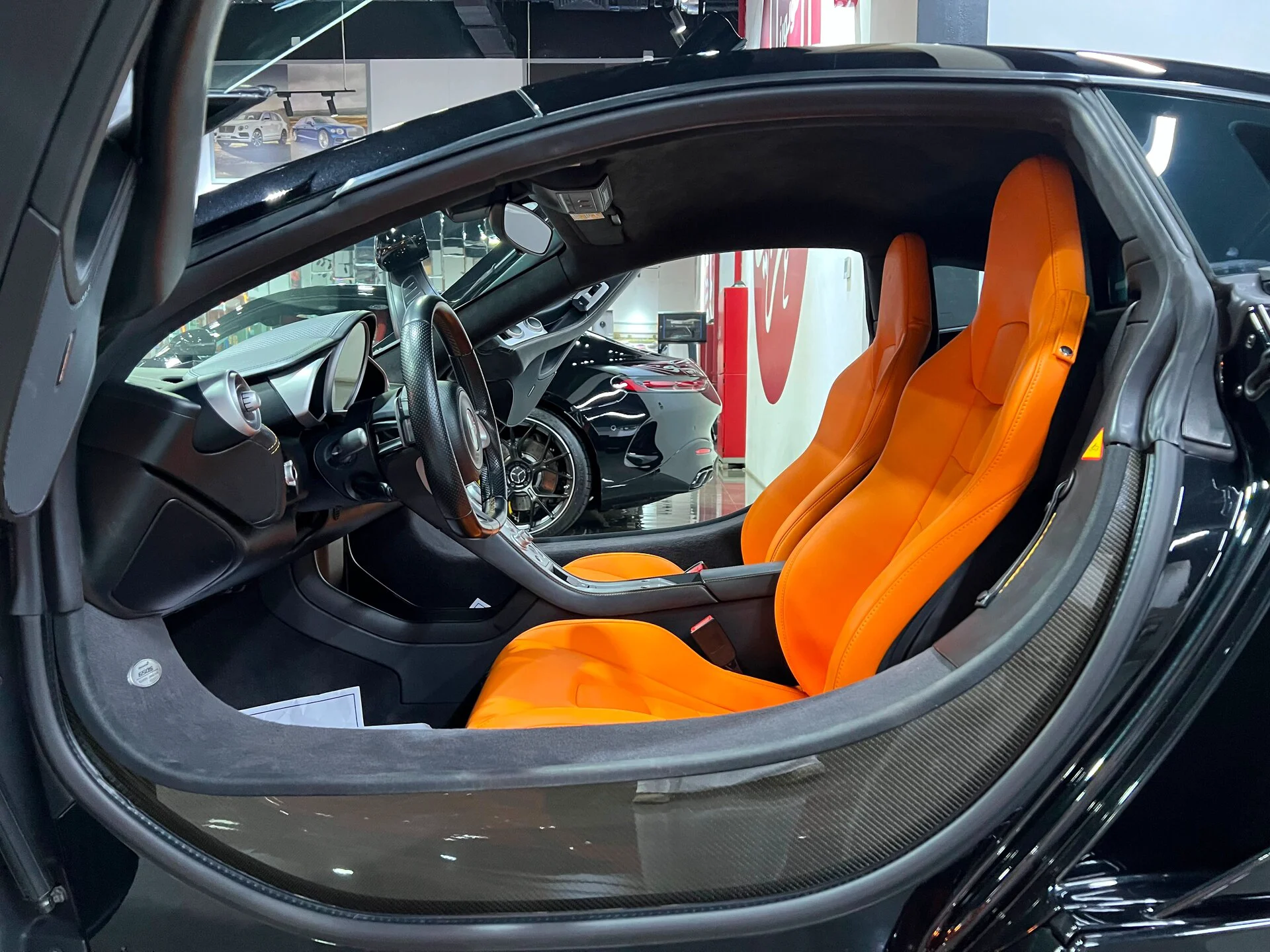 McLaren MP4 2016 — photo 2 for sale in Qatar